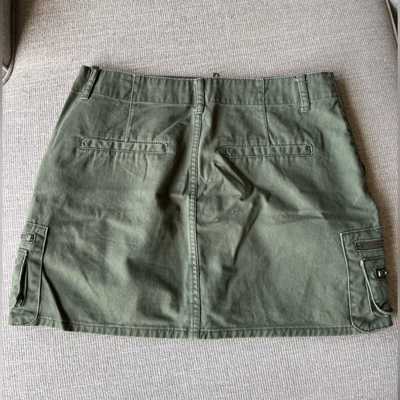 High Rise Cargo Mini Skirt - Picture 3 of 4